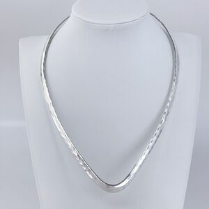 Vintage 32.8 Gram Sterling Silver 925 Hammered V Shape Collar Necklace 17"